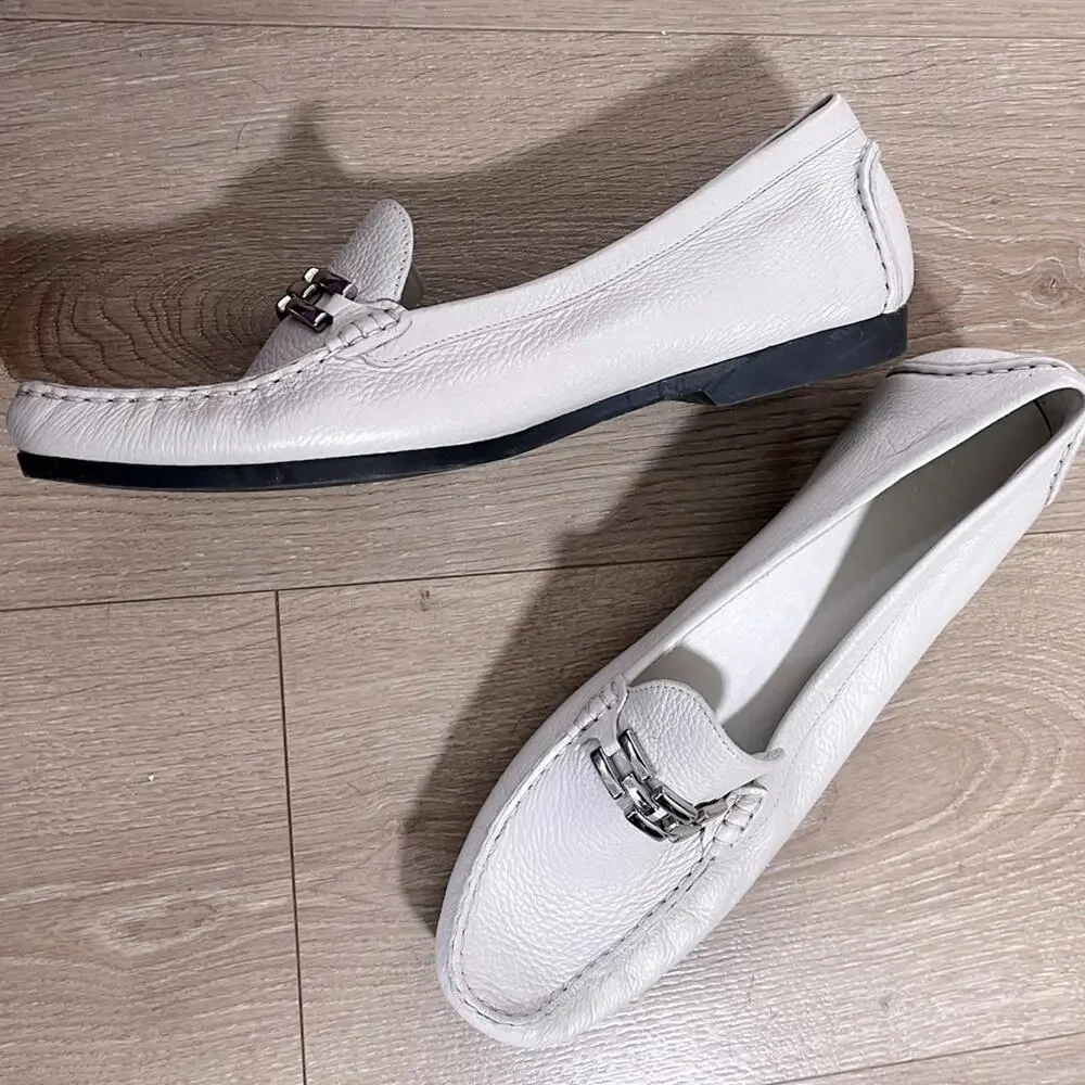 Talbots White Leather Loafers Womens Size 11B Classic Preppy Slip On Shoes - Picture 3 of 7